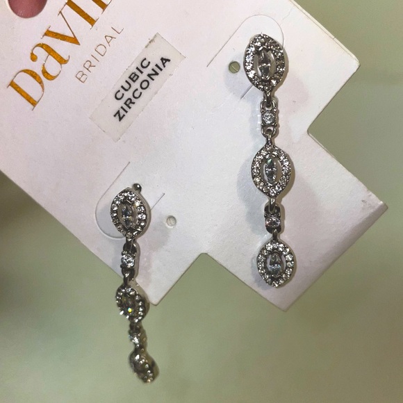 NWT DAVID’S BRIDAL Cubic Zirconia Linear Mix Drop Earrings - Picture 1 of 4